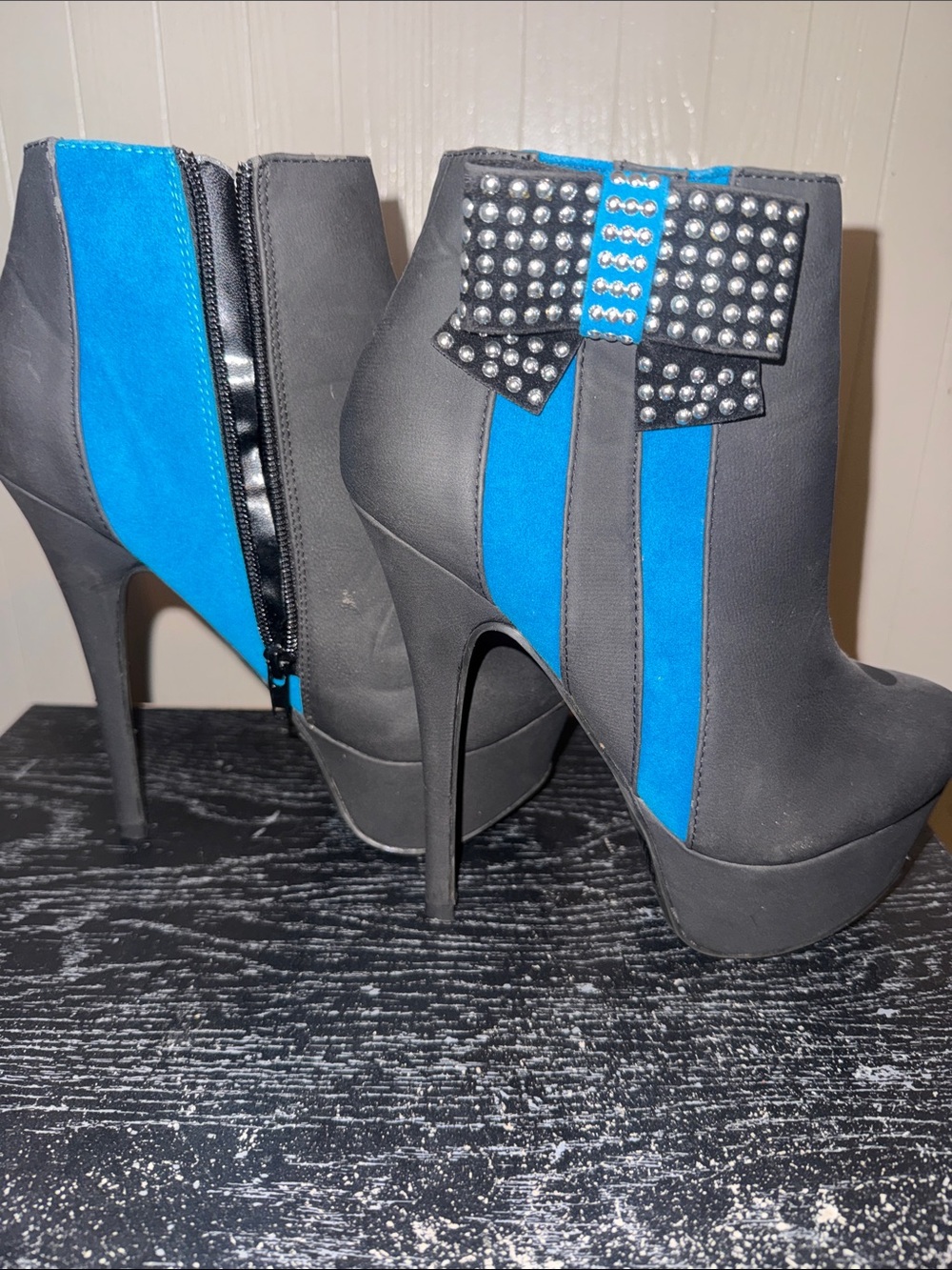 Studded Bow Platform Ankle Boots in Blue and Black